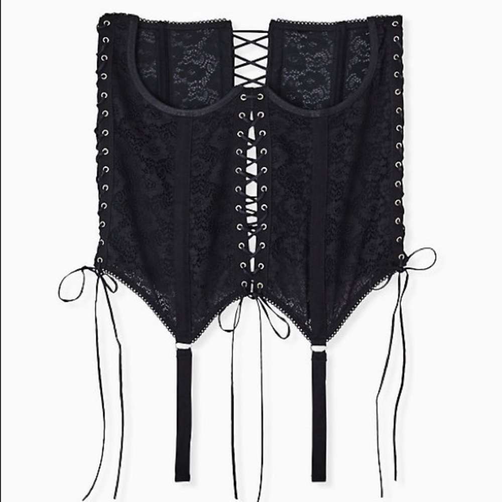 ❌SOLD❌ Torrid black lace underwire bustier
